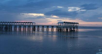 Sea-Esta Retreat, a Great Golden Isles Location!