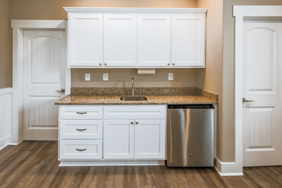 7 BR Surfside Beach House with a Private Pool in Surfside Beach! Sand