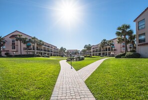 Property grounds - Oceanview, Sea Place townhouse. 2bed/2.5 bath 2 spacious balconies (St. Augustine)