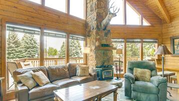 TV, fireplace, DVD player, music library