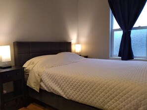 8 bedrooms, iron/ironing board, WiFi, bed sheets