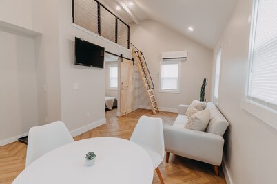 The Loft w/outdoor fire pit