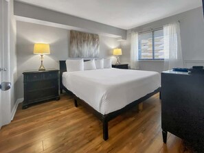 1 habitación, escritorio, tabla de planchar con plancha y wifi gratis 