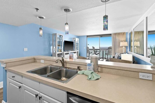 Interior - SunDestin Beach Resort Getaway With Pool, Hot Tub and Gulf Access (Destin)