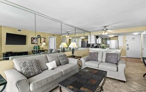 Televisión y oficina 