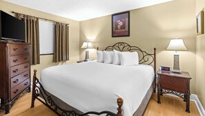 1 bedroom, desk, iron/ironing board, free WiFi