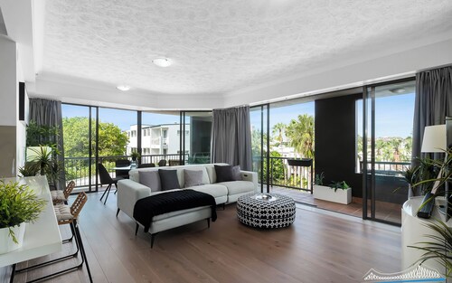Executive Three Bedroom Unit overlooking Resort Style Pool and Parking  