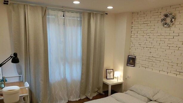 1 bedroom, premium bedding, desk, laptop workspace - Panda Traveler (Taichung)