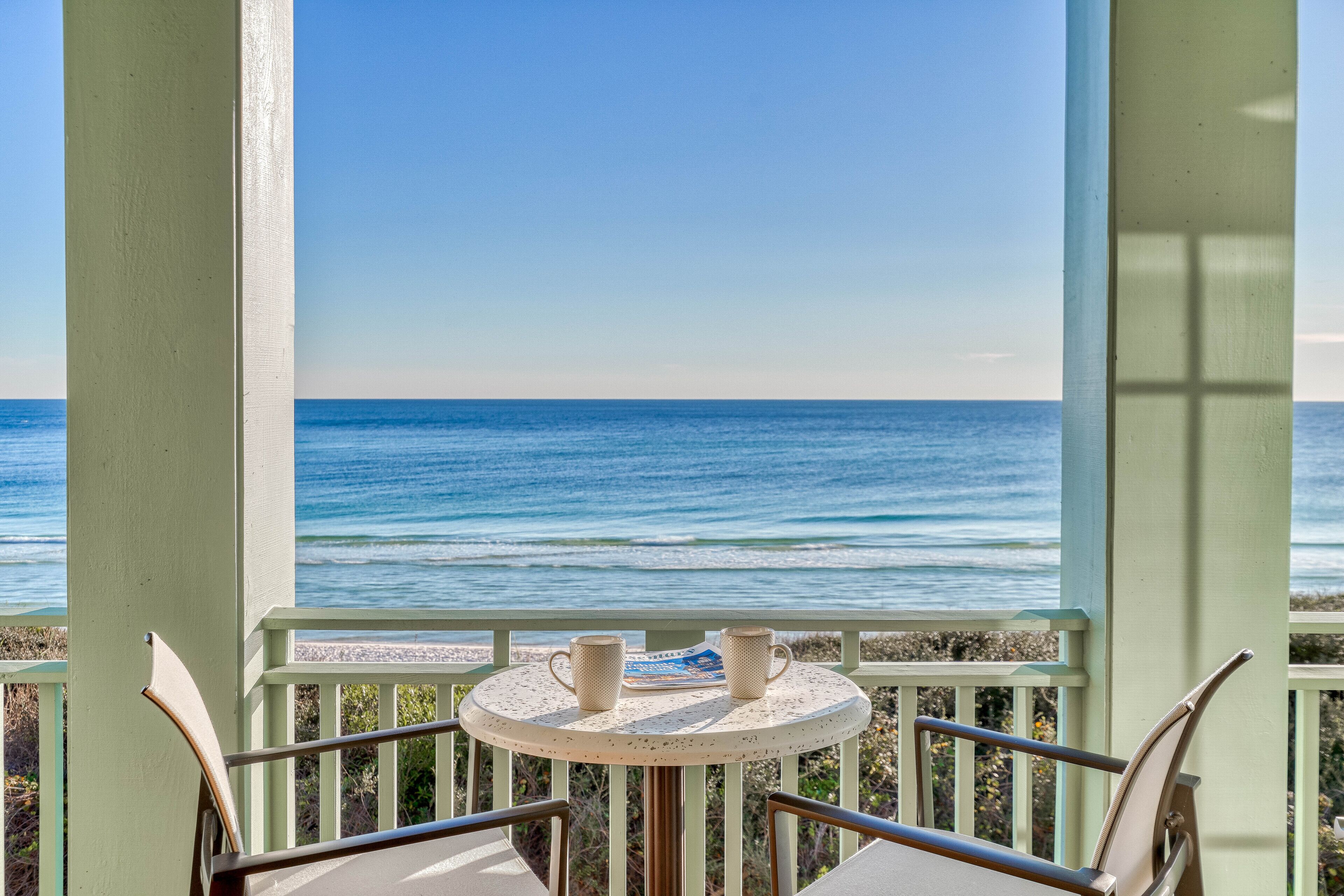 Beach Haven Cottage - Gulf Front Home