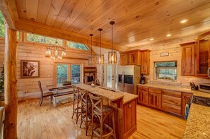 Fridge, microwave, oven, stovetop - Heaven on the Lake - Lakefront | Hot Tub | Fire Pit | Game Room (Blue Ridge)
