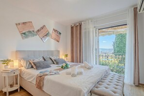 Family House, Multiple Bedrooms, Mountainside (House In The Vineyards) | 1 bedroom, free WiFi, bed sheets - House In The Vineyards (Ankaran)