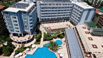 Piscine couverte