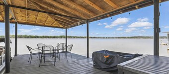 Waterfront Getaway on Lake Granbury! Pet Friendly, Lake Front with Boat House and Hot Tub!