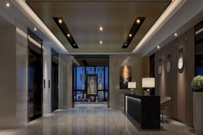 Unclassified image, 4 of 51, button - Perthden (Hanging) Gardens Hotel (Shenzhen)