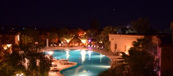 Palms Hotel Club
