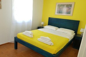 Iron/ironing board - Corfu Glyfada Villas (Corfu)