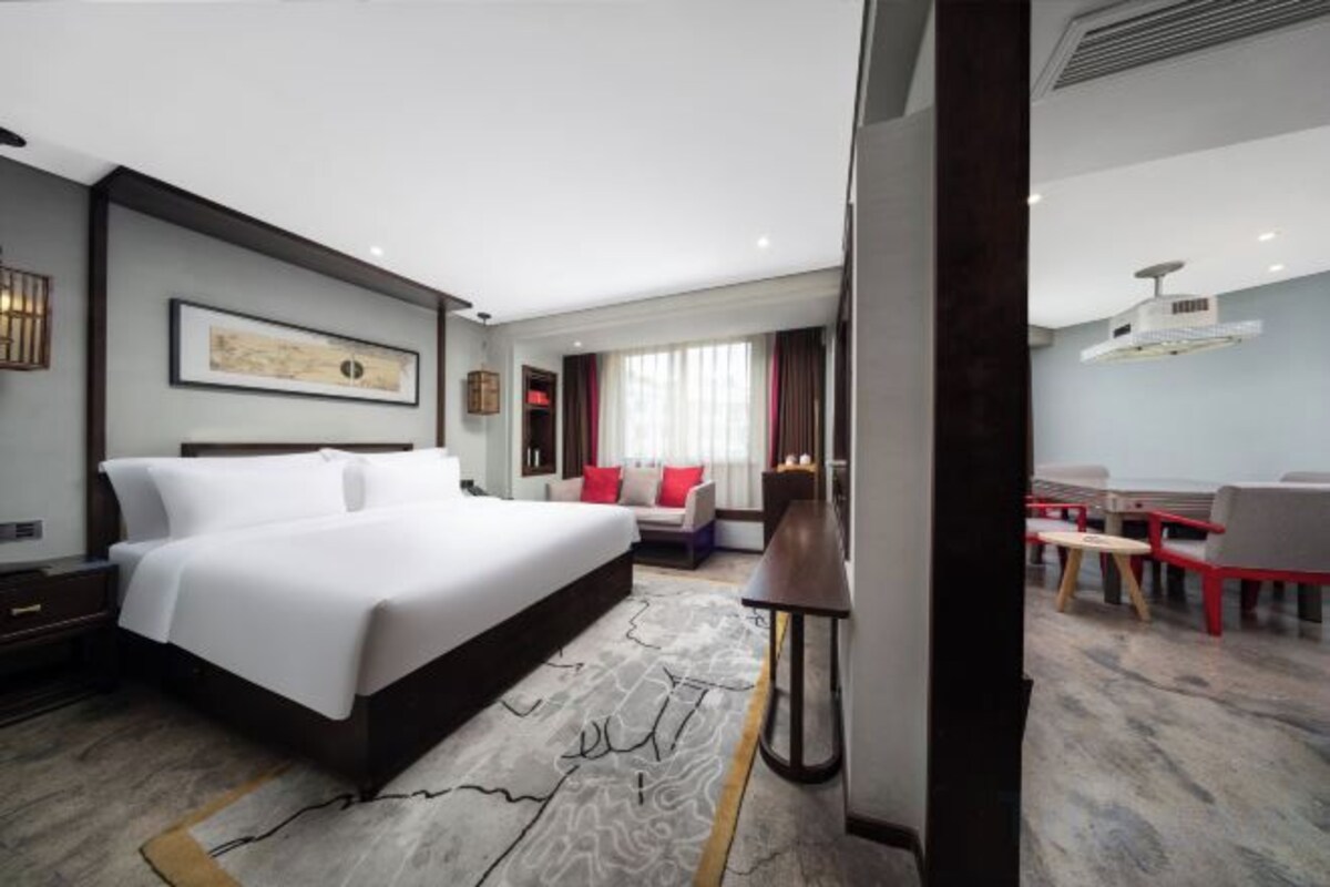Qia Si Gu Ren Gui · Oriental Rhythm Tea Room Suite