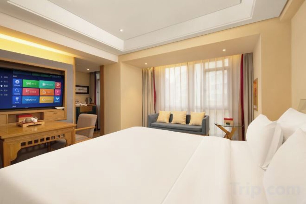 Fu Bai Zai Bi · Oriental Rhythm Deluxe Double Bed Room