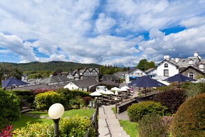 Garden - The Angel Inn - The Inn Collection Group (Windermere)