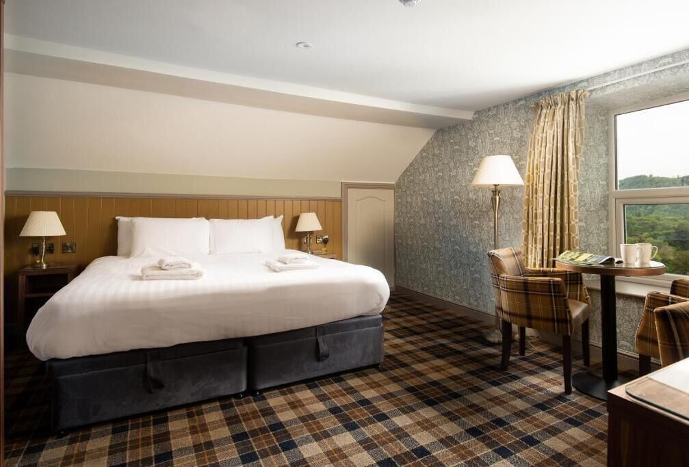 特色装修、特色家居、办公桌、熨斗/熨衣板