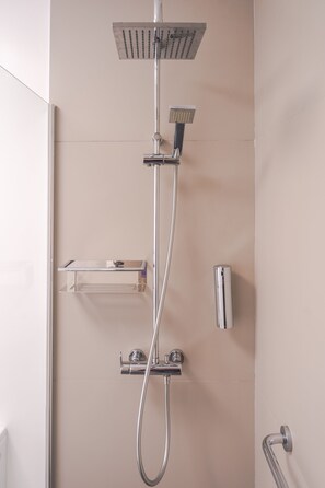 Shower, hair dryer, towels, soap - Beautiful house in Puerto del Carmen with large terrace and near the sea (Tías)