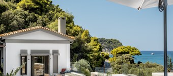 VinBlu Villa just a breath from the sea and the beautiful Agios Nikitas!