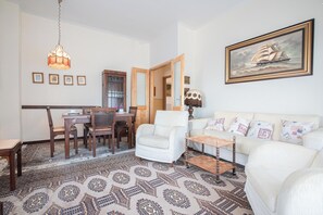 Living area - Paradiso Al Mare Shared Pool (Diano Marina)