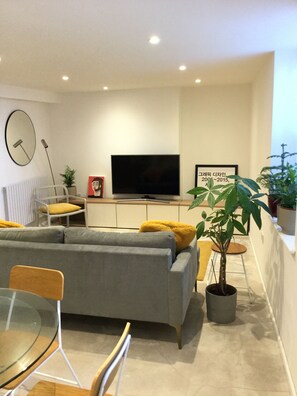 Apartment | Living area