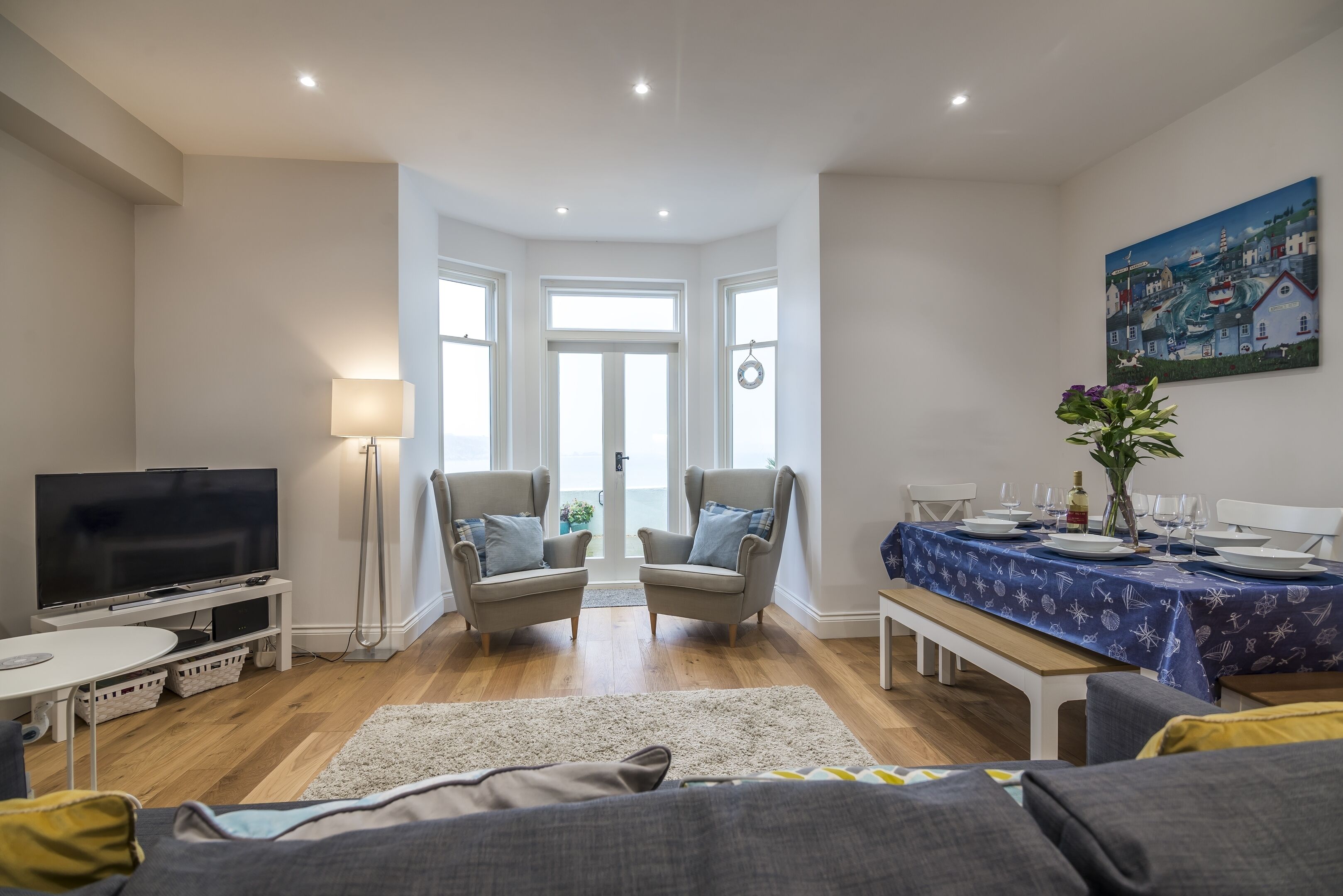 Apartment (2 Bedrooms) | Living area | Plasma TV