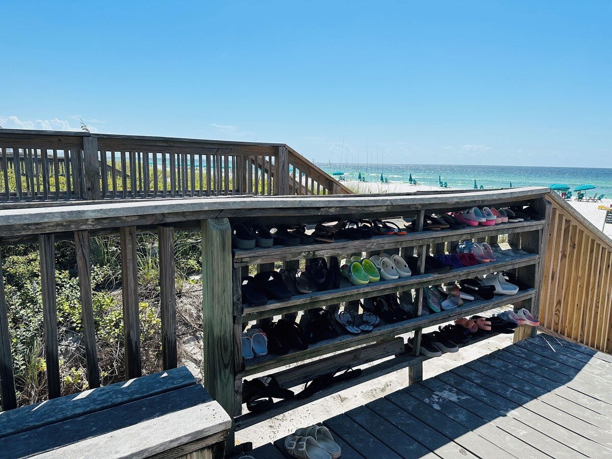 Photo 9 of On the beach! 3 br townhome @ Southbay by Florida Sunshine!