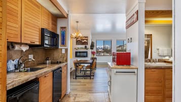 Fridge, microwave, dishwasher, coffee/tea maker