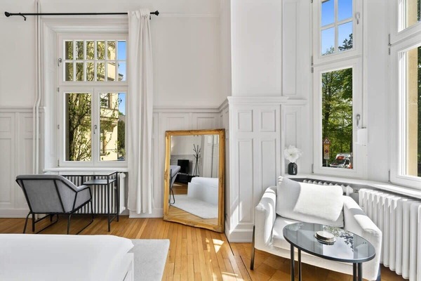 Elegance awaits in every corner with sun-drenched spaces and tasteful decor. Direct bookings: www.arcaproperties.lu