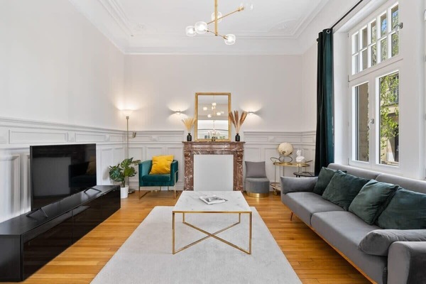 Elegant living space meets historic charm, perfect for your city retreat or business trip. Direct bookings: www.arcaproperties.lu