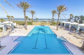 Piscine extérieure, piscine chauffée