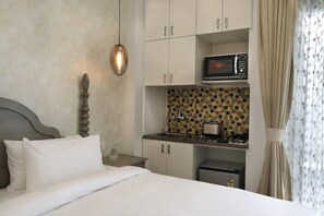 1 bedroom, desk, iron/ironing board, free WiFi