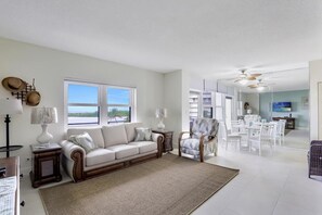 Casa (Sunset House 403 North) | Sala de estar