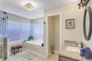 House, Multiple Beds (Southern exposure waterfront home wit) | Bathroom - Southern Exposure Waterfront Home With Pool and Dock (Marco Island)
