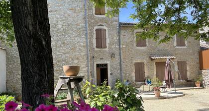 La Magnanerie 4* charming gîte