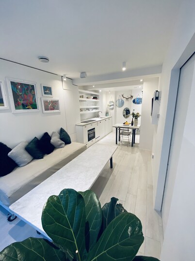 Luxury Studio Flat just off Exmouth Market