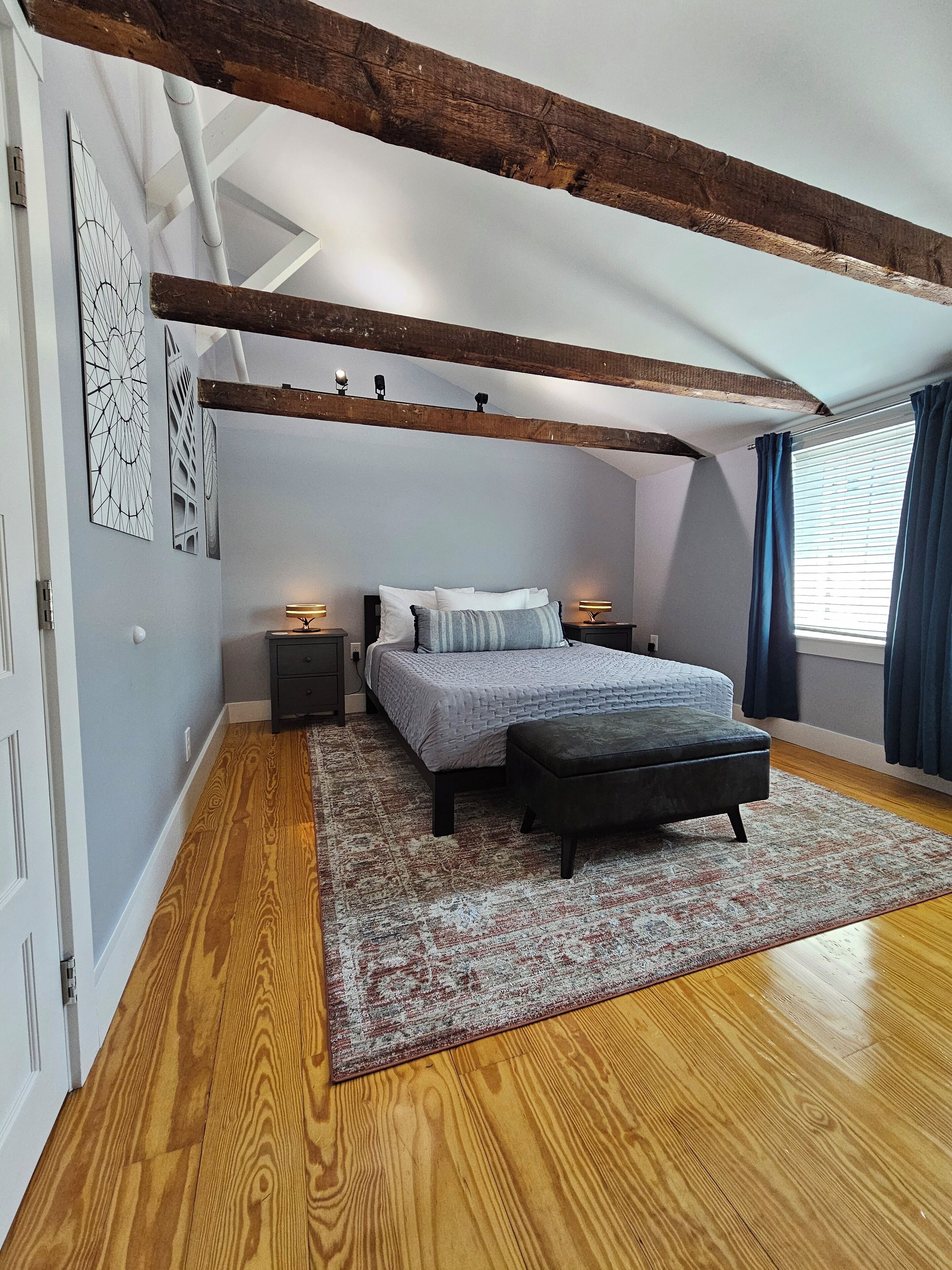 1 bedroom, iron/ironing board, WiFi (free), bed sheets
