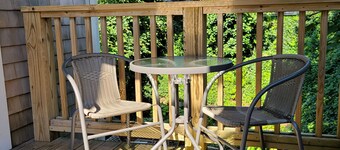 Modern Condo in the West End, central to everything you want to enjoy in P-Town.