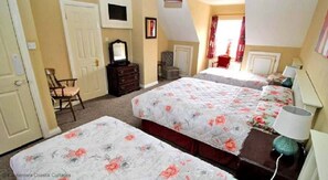 8 habitaciones