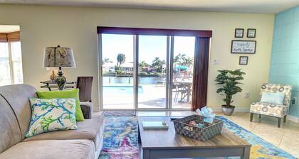 Wildlife Views at CocoaBeachRetreat WaterfrontOasis,PrivatePool&WildlifeOnCanal!