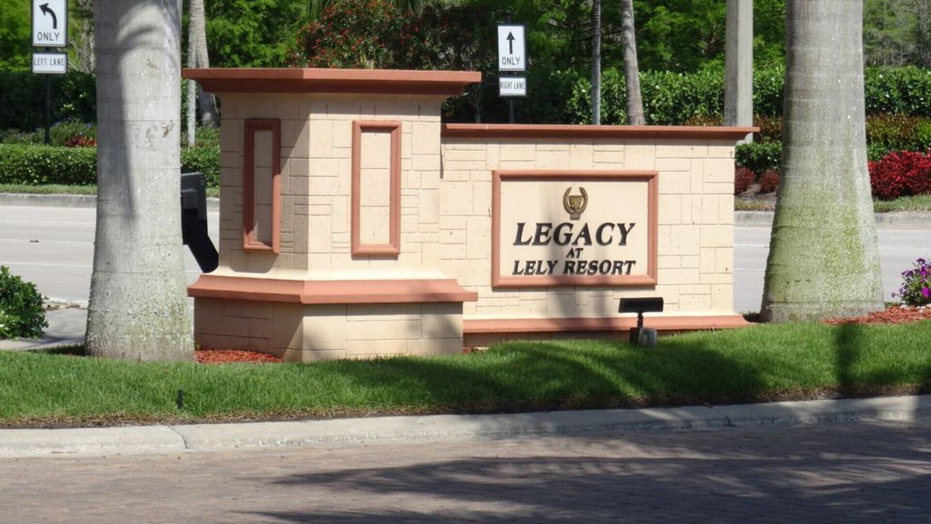 Lely Paradise For Rent Legacy Circle Naples