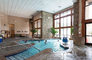 Innenpool, Außenpool