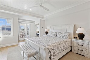 7 quartos, ferros/tábuas de passar roupa, acesso à internet