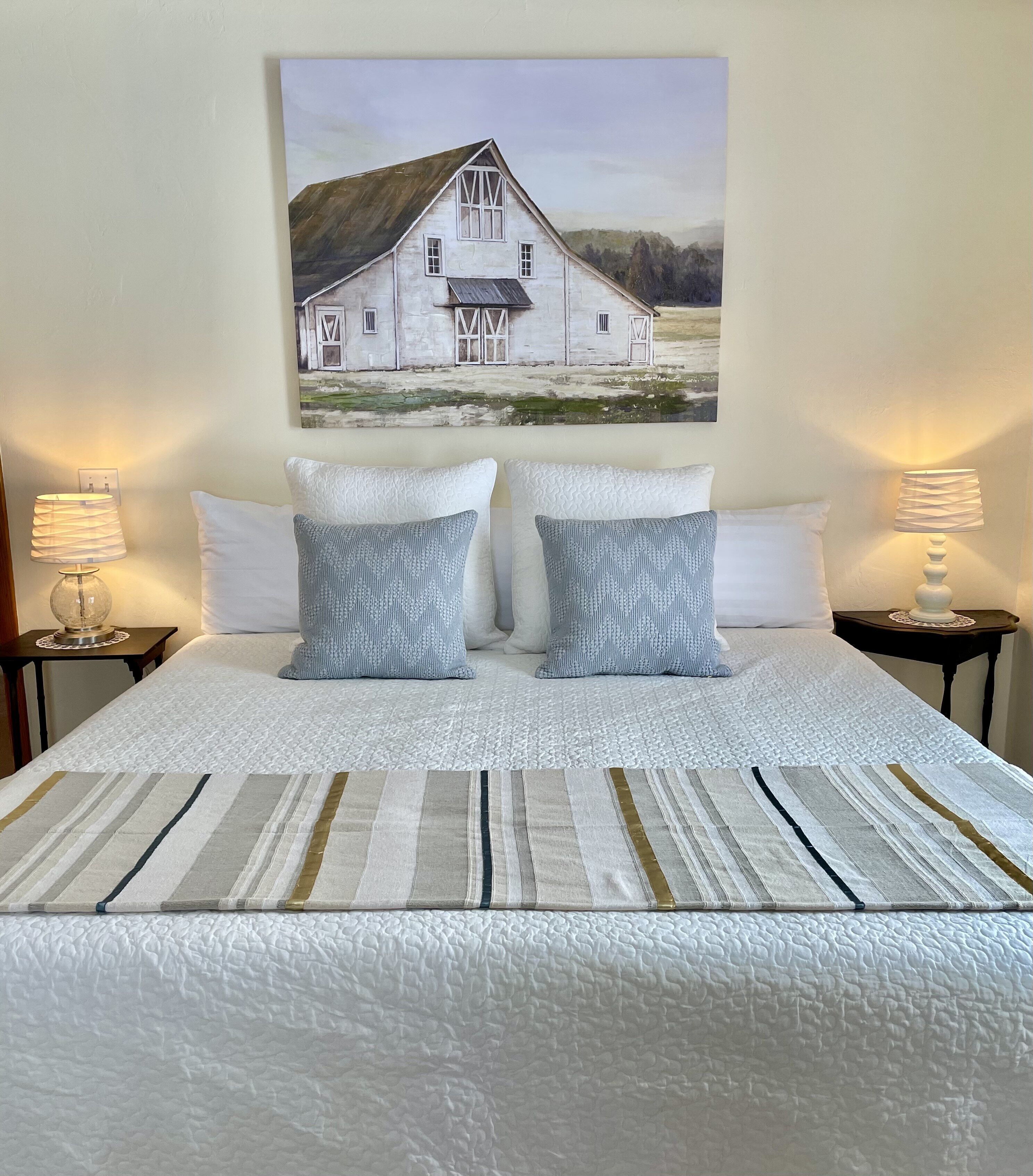 4 bedrooms, iron/ironing board, travel cot, WiFi