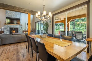 تناول الطعام