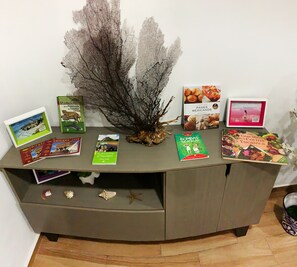 Interior - Chic Modern Retreat: 3 Blocks to the Beach, Near Premier Kitesurfing Schools (progreso)