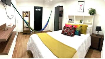 2 dormitorios, tabla de planchar con plancha, wifi gratis y ropa de cama